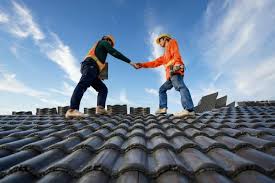 Best Roof Maintenance and Cleaning  in Little Chute, WI